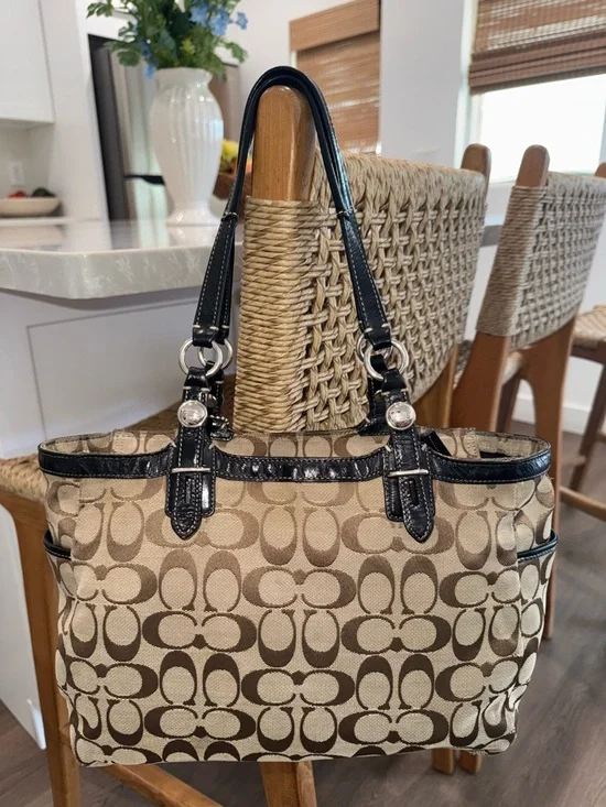 COACH VTG Signature Gallery East-West Y2K Tan Canvas Leather Tote Shoulder Bag - Picture 9 of 17